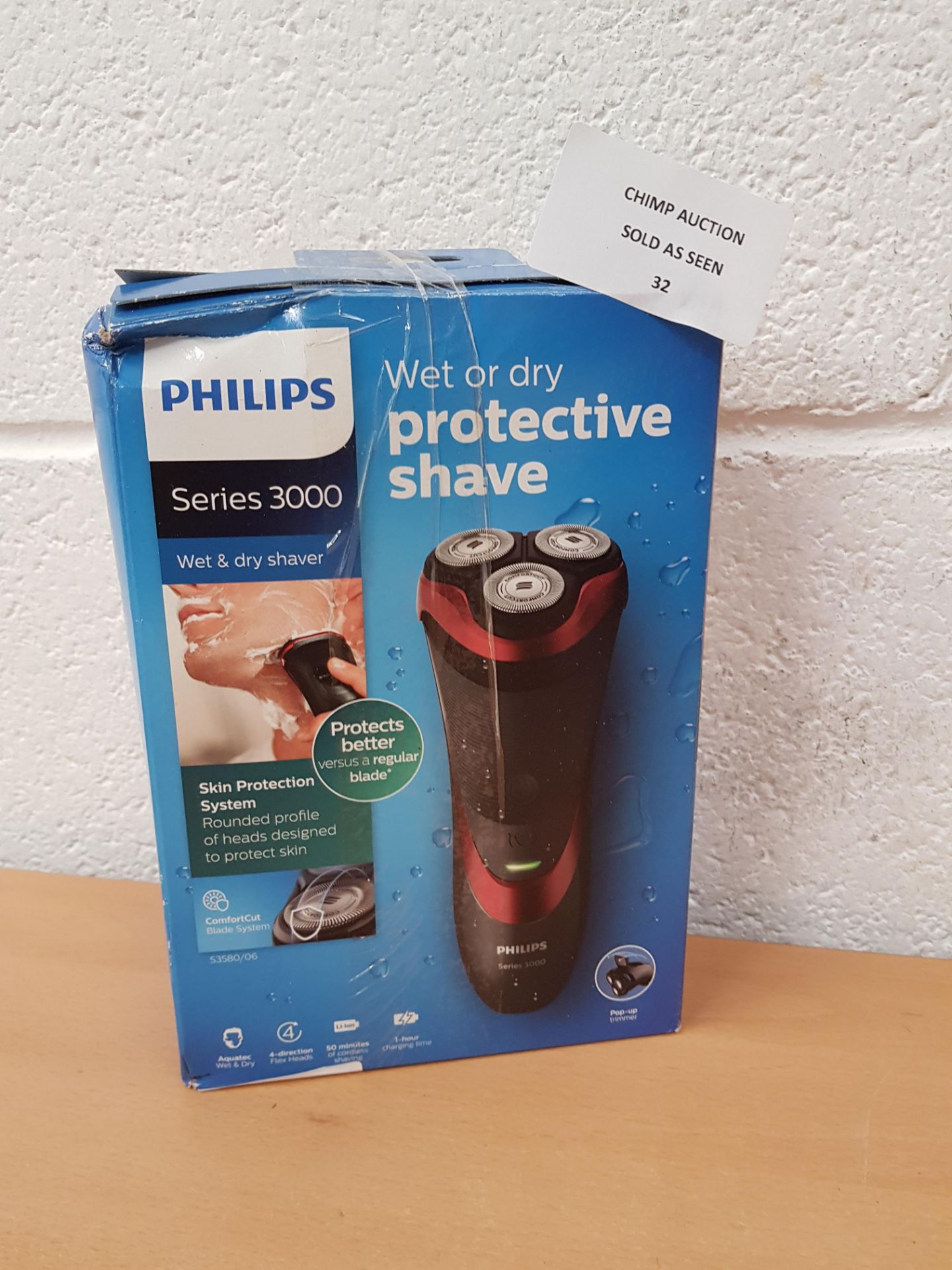 Philips Series 3000 Wet & Dry Electric Shaver- S3580/06 RRP £109.99