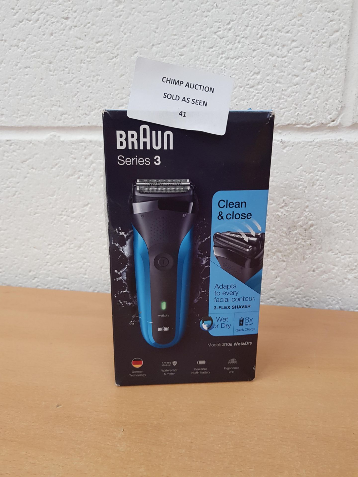 Braun Series 3 310s Wet and Dry Electric Shaver