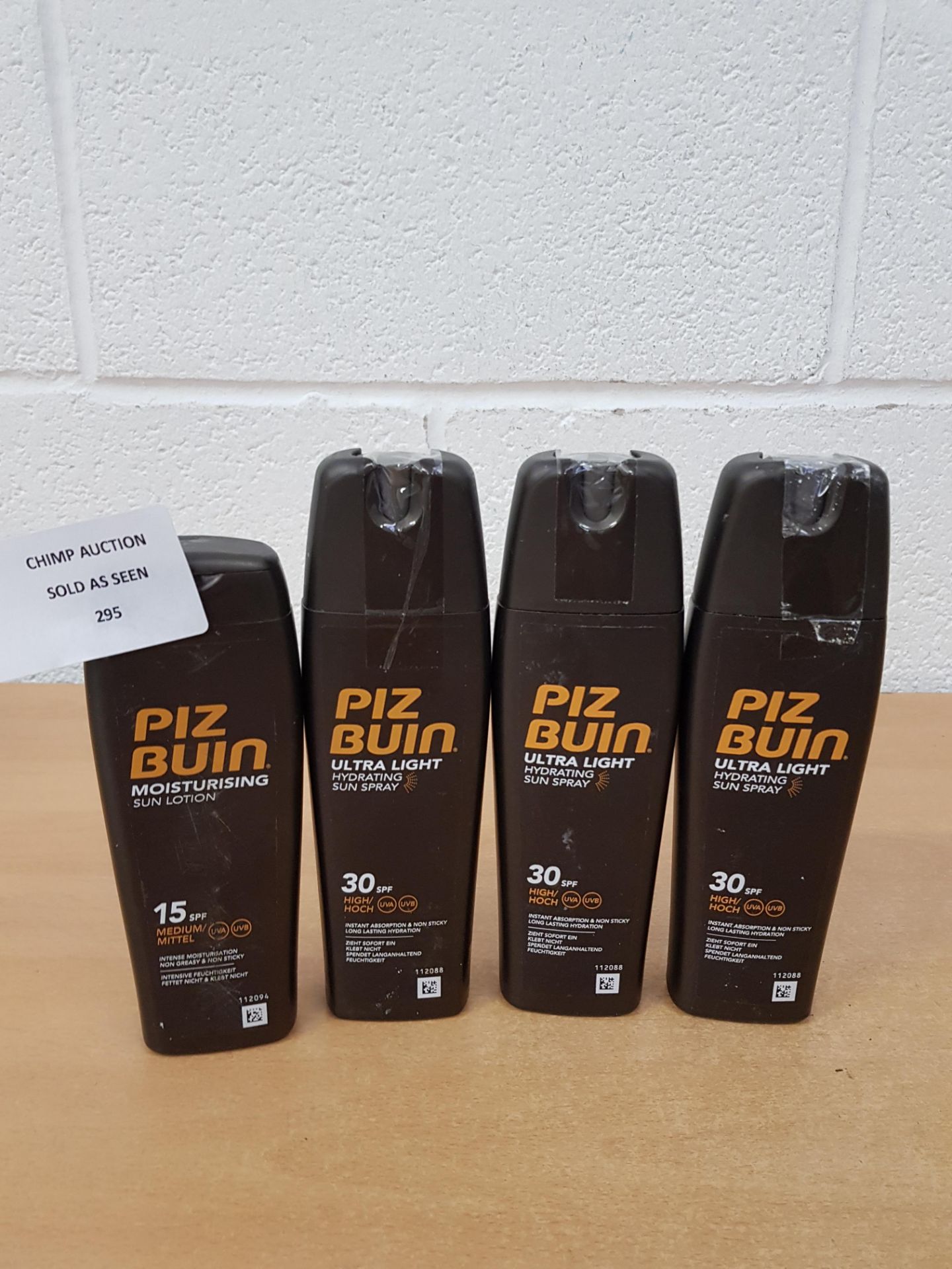 4x PIZ BUIN In Sun – Ultra Light Hydrating Sun Spray SPF 30 – 200 ml