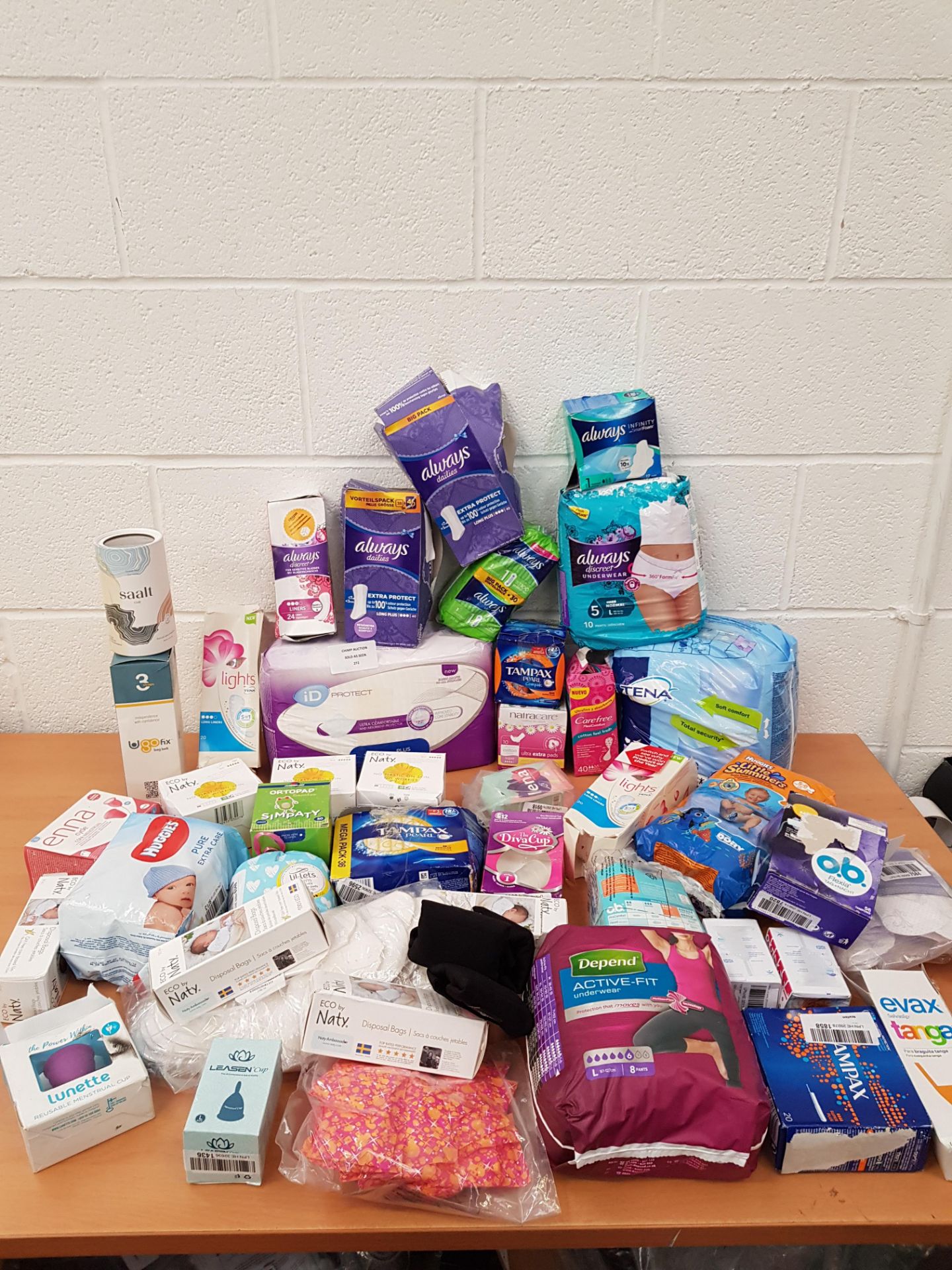 Joblot of mixed ladies pads, Personal Care