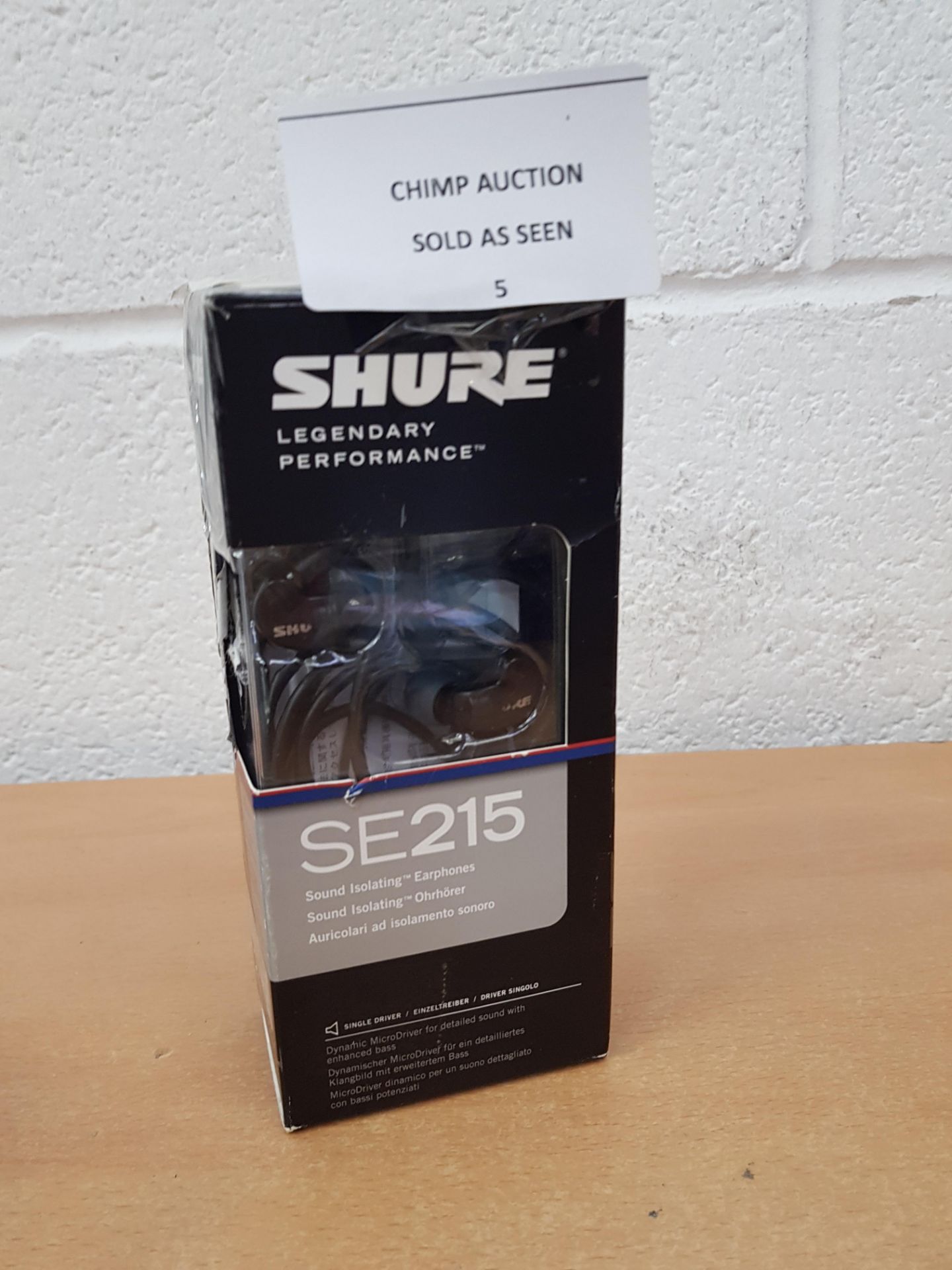 Shure SE215-K-UNI-EFS Sound Isolating Earphones RRP £129.99