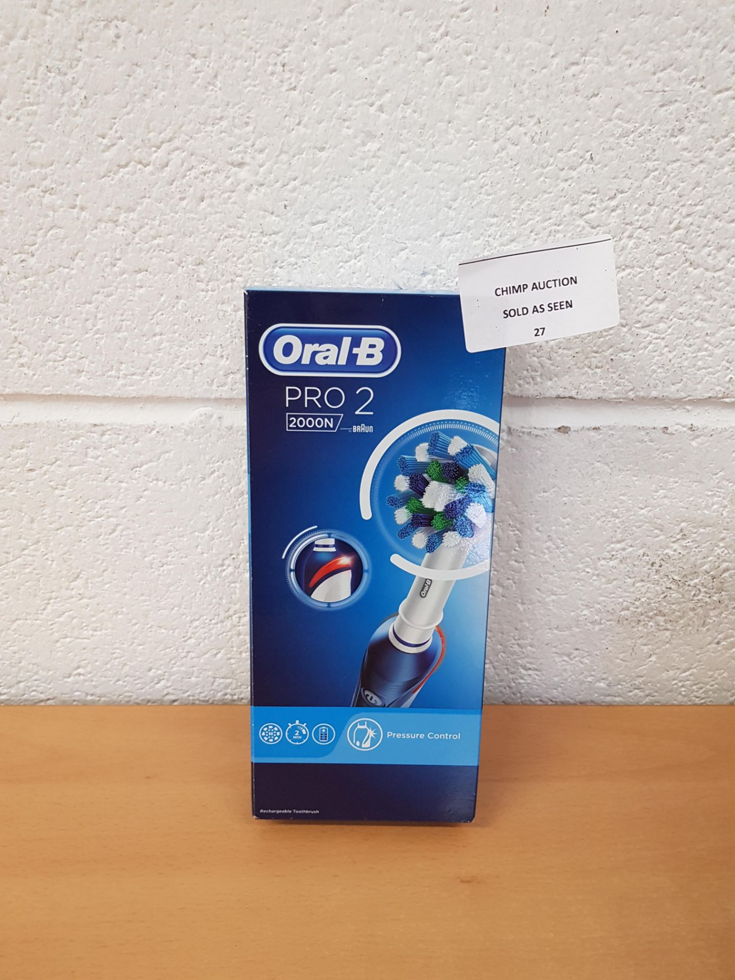 Oral-B Pro 2 2000 electric Toothbrush