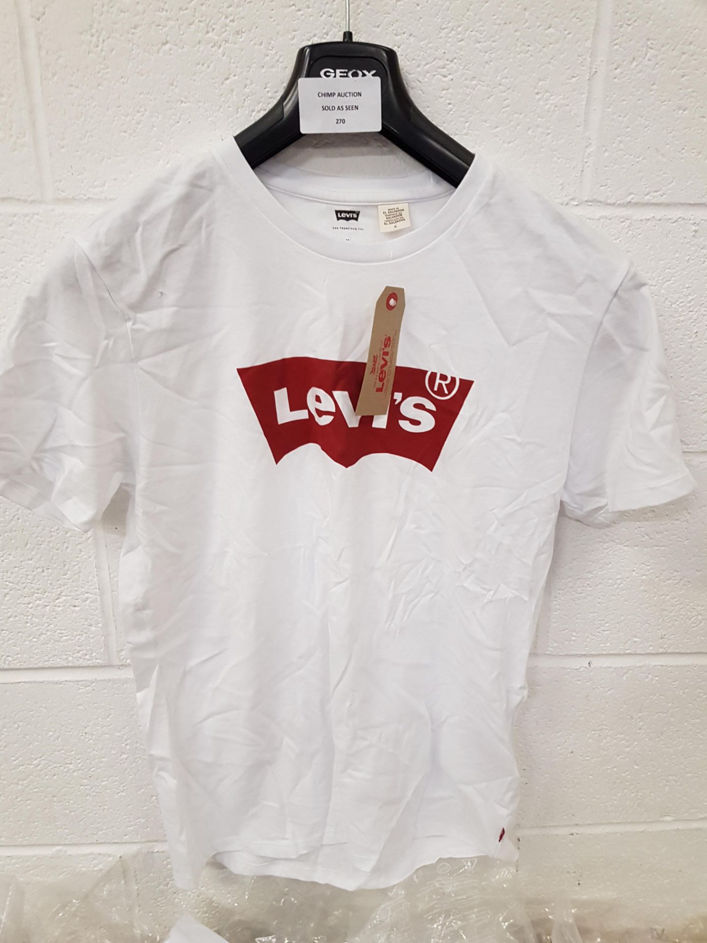 Brand new Levi's men's T-shirt Size M