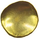 Gallic War Uniface. Crescent Arcs. Ambiani. c.56-55 BC. Celtic gold stater. 16mm. 6.10g.