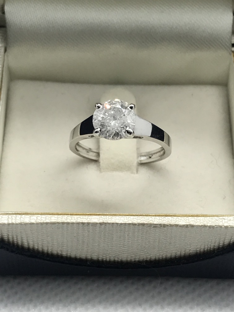 1.51ct DIAMOND SOLITAIRE RING SET IN WHITE METAL MARKED 750 - Image 2 of 2