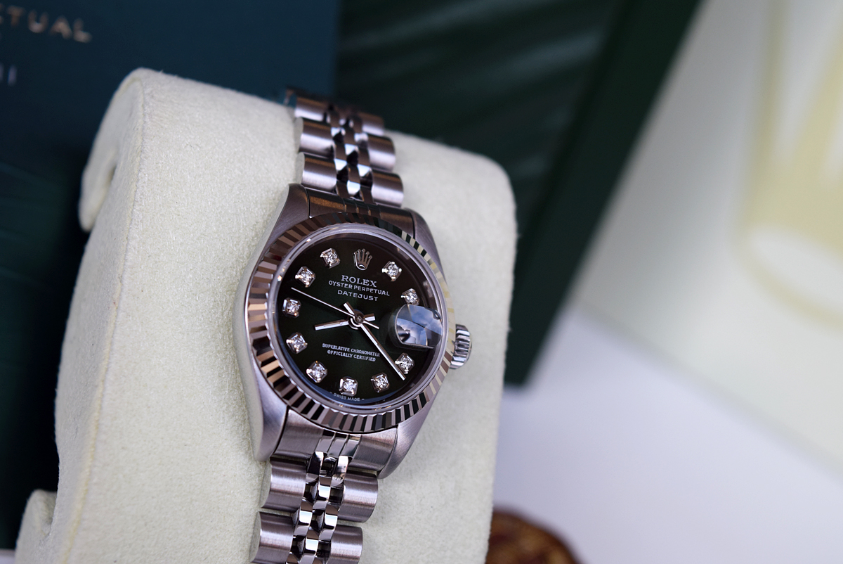 ROLEX Datejust (Ladies) - 18K WHITE GOLD & STAINLESS STEEL with GREEN DIAL - Image 11 of 14