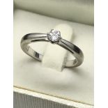 18ct GOLD CERTIFIED DIAMOND RING