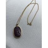 18ct GOLD CARVED SAPPHIRE PENDANT & CHAIN DIAMOND SET