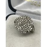 9ct GOLD 1.00ct DIAMOND CLUSTER RING