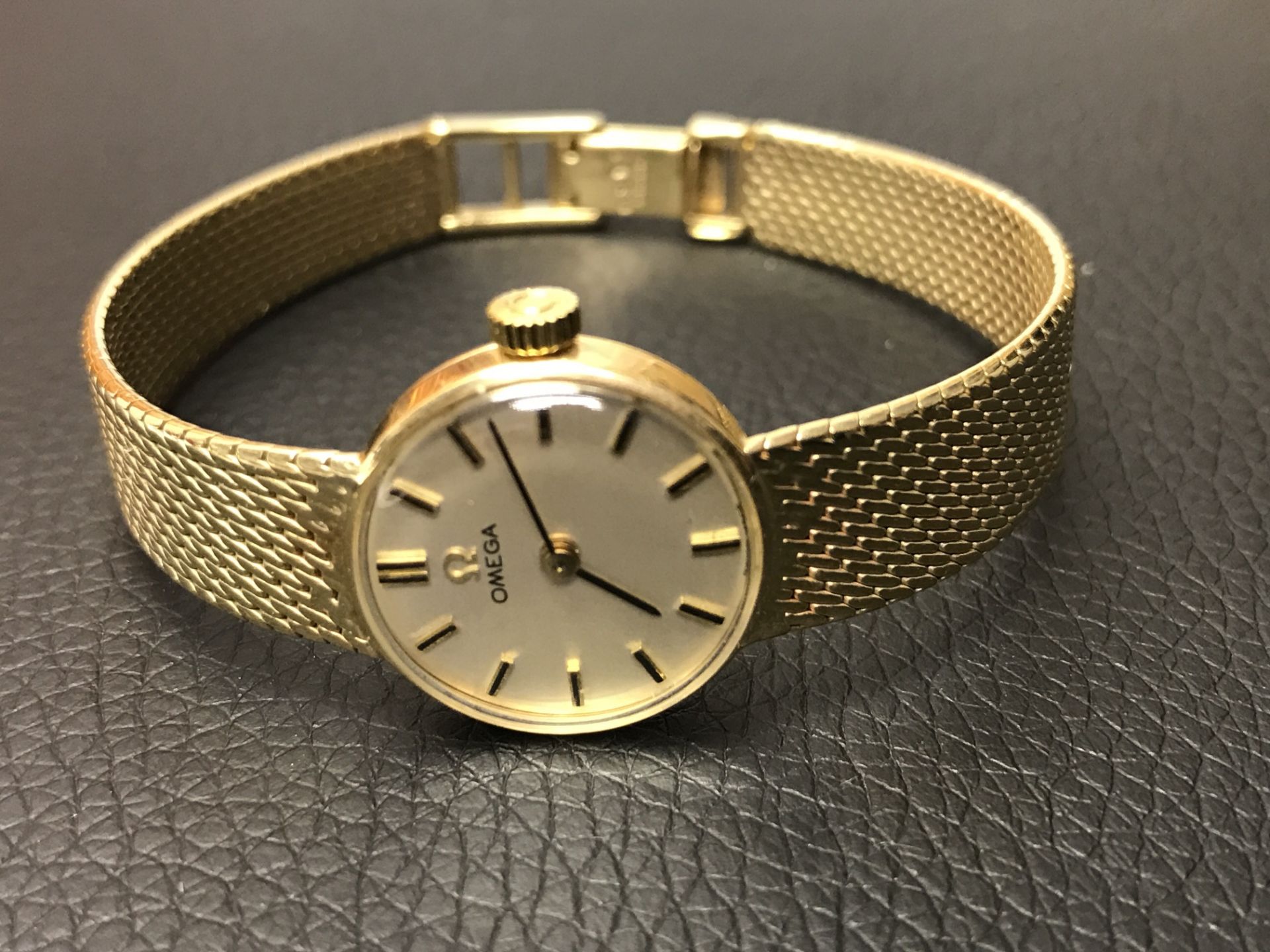 9ct GOLD OMEGA WATCH LADIES