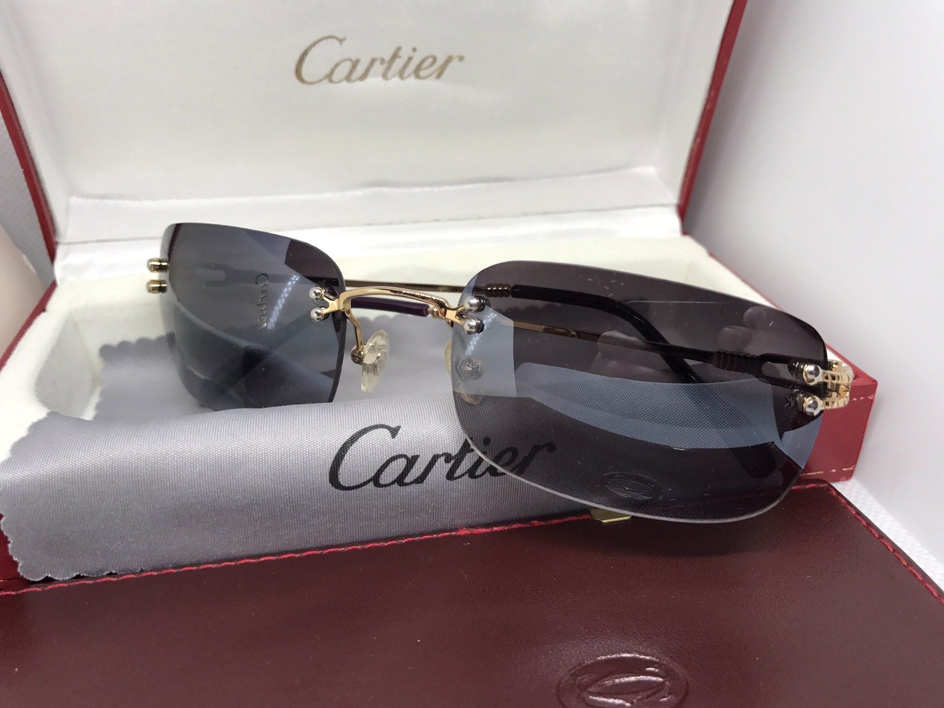 CARTIER SUNGLASSES WITH BOX & CASE