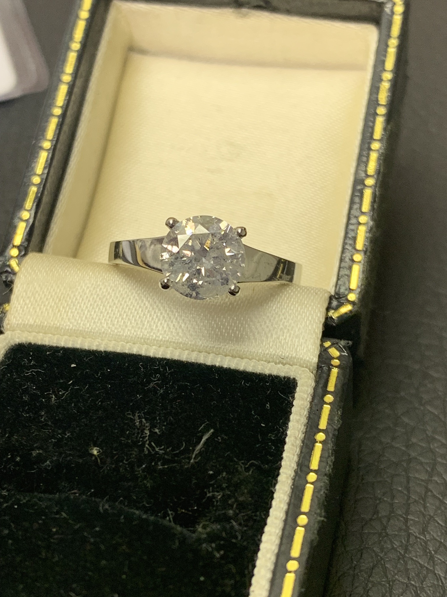 1.72ct DIAMOND SOLITAIRE RING SET IN WHITE METAL MARKED 14k - Image 2 of 2