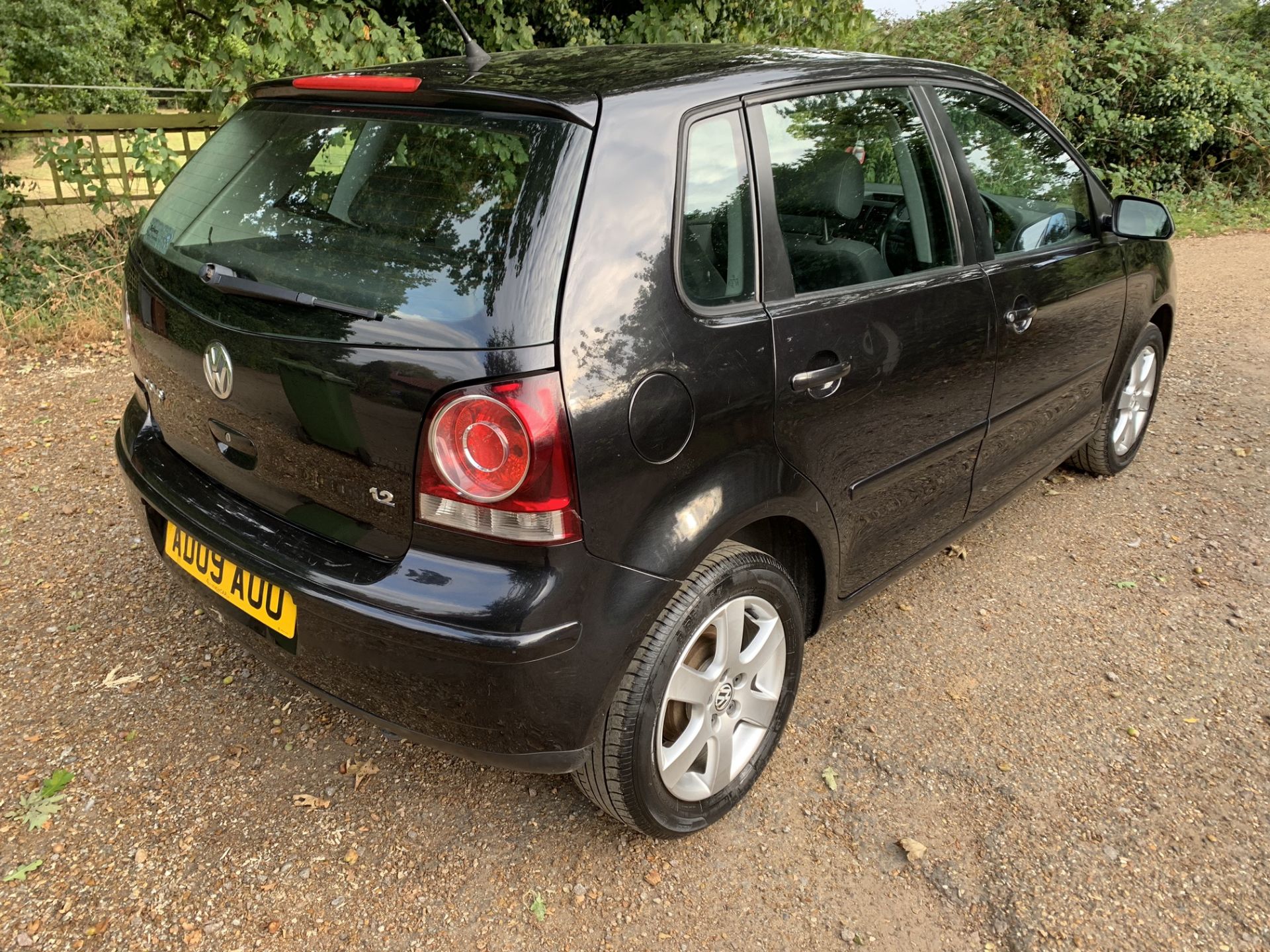 2009 09 REG VOLKSWAGEN POLO 5 DOOR 76k - Image 4 of 8