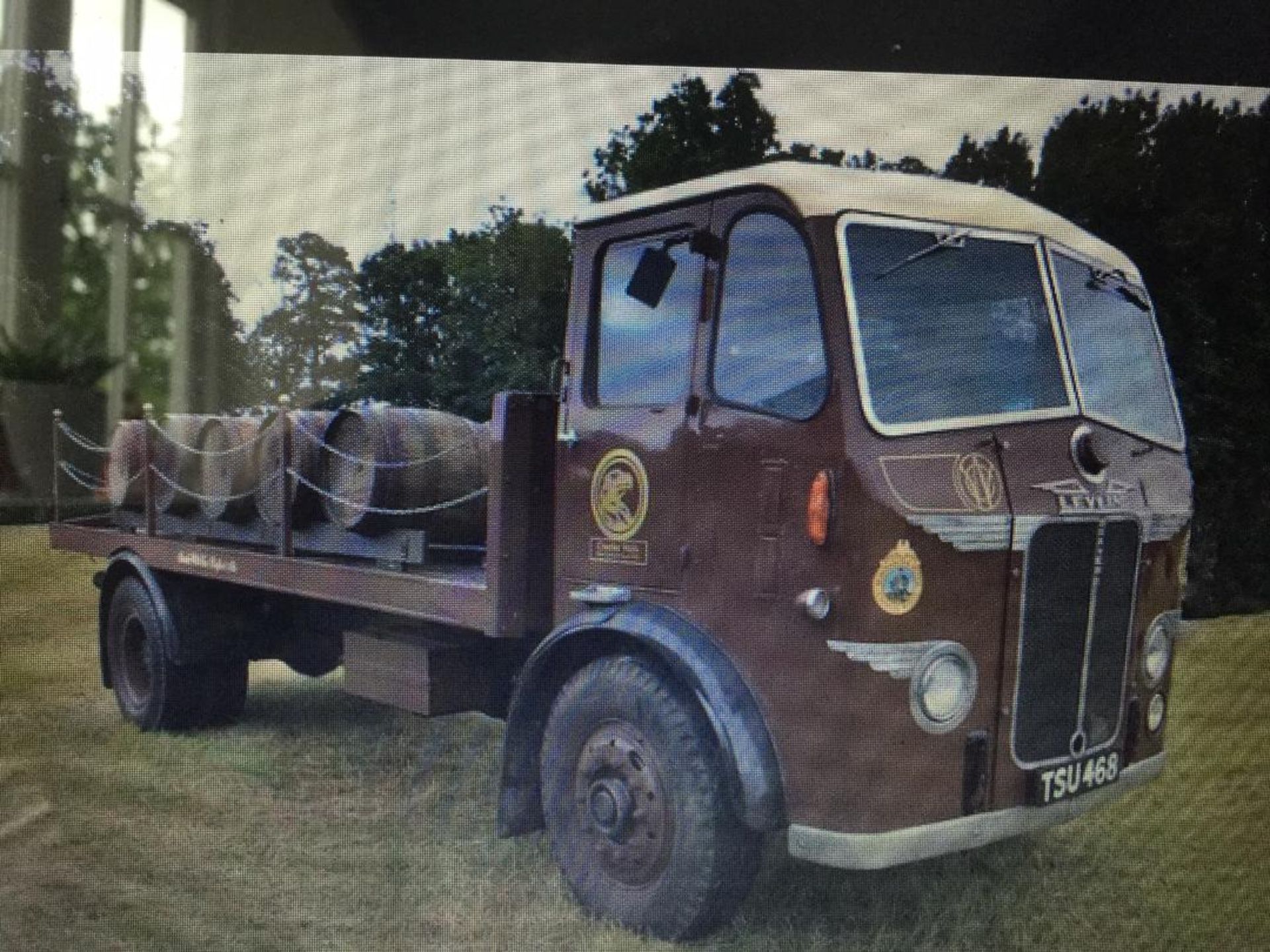 VINTAGE CLASSIC 1953 LEYLAND BEAVER LORRY - SALE DUE TO BEREAVEMENT