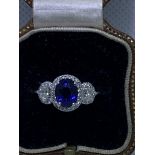 18ct WHITE GOLD BLUE SAPPHIRE & DIAMOND RING