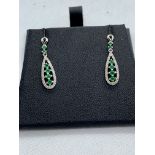 FINE 18ct WHITE GOLD EMERALD & DIAMOND DROP EARRINGS