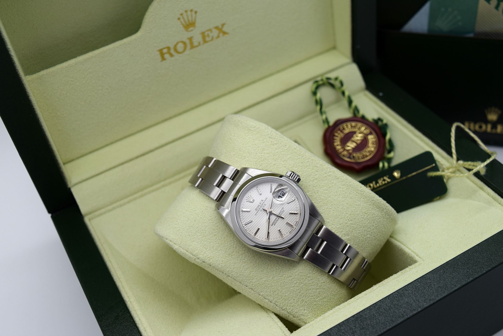 *STUNNING* ROLEX DATEJUST (LADIES) - STEEL with a SILVER TAPESTRY DIAL - Image 5 of 8