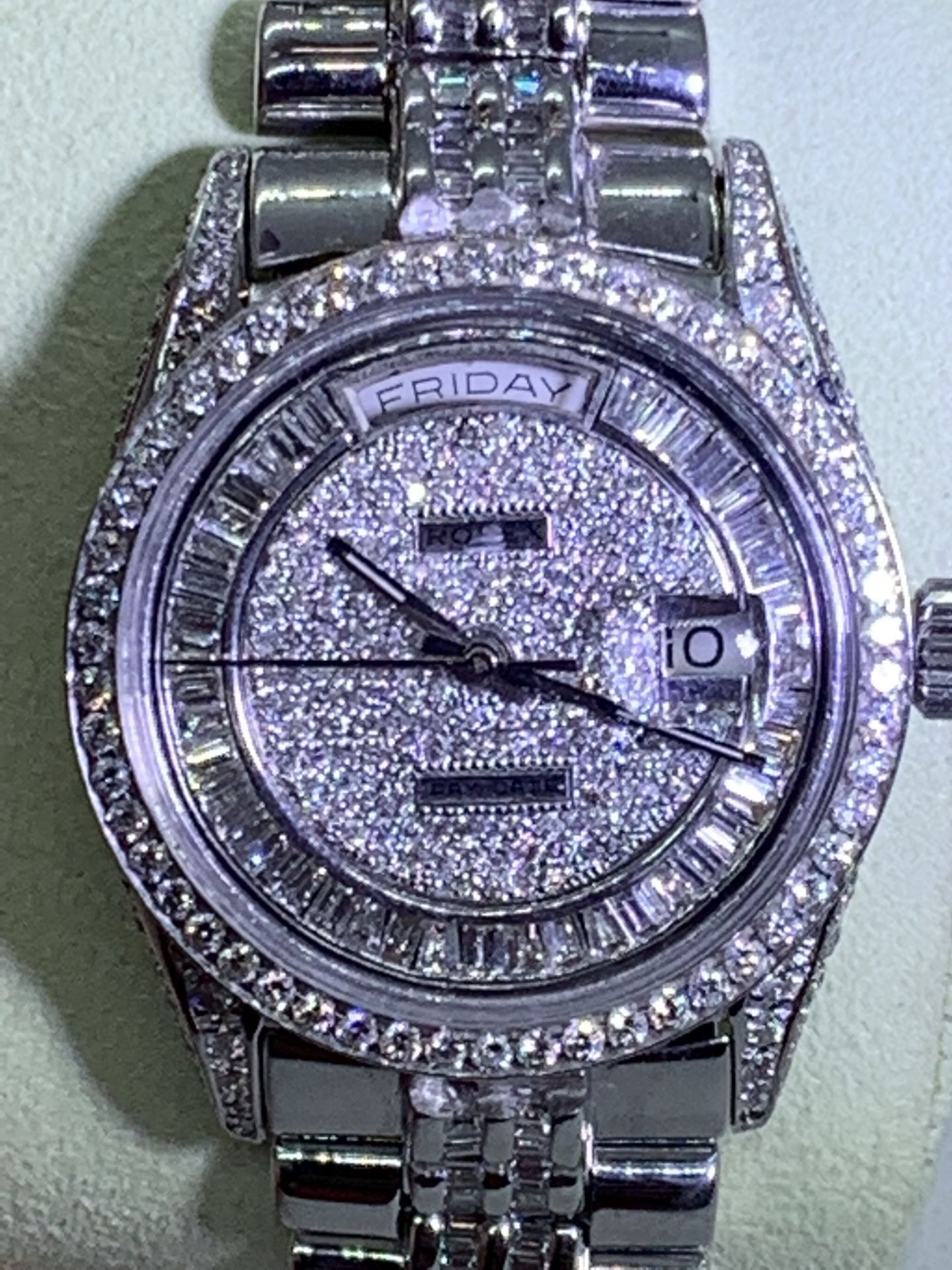 Diamond Encrusted Mens 36mm Day-Date, Solid White Gold - Diamond/ “Super President” Marked ROLEX - Image 18 of 18