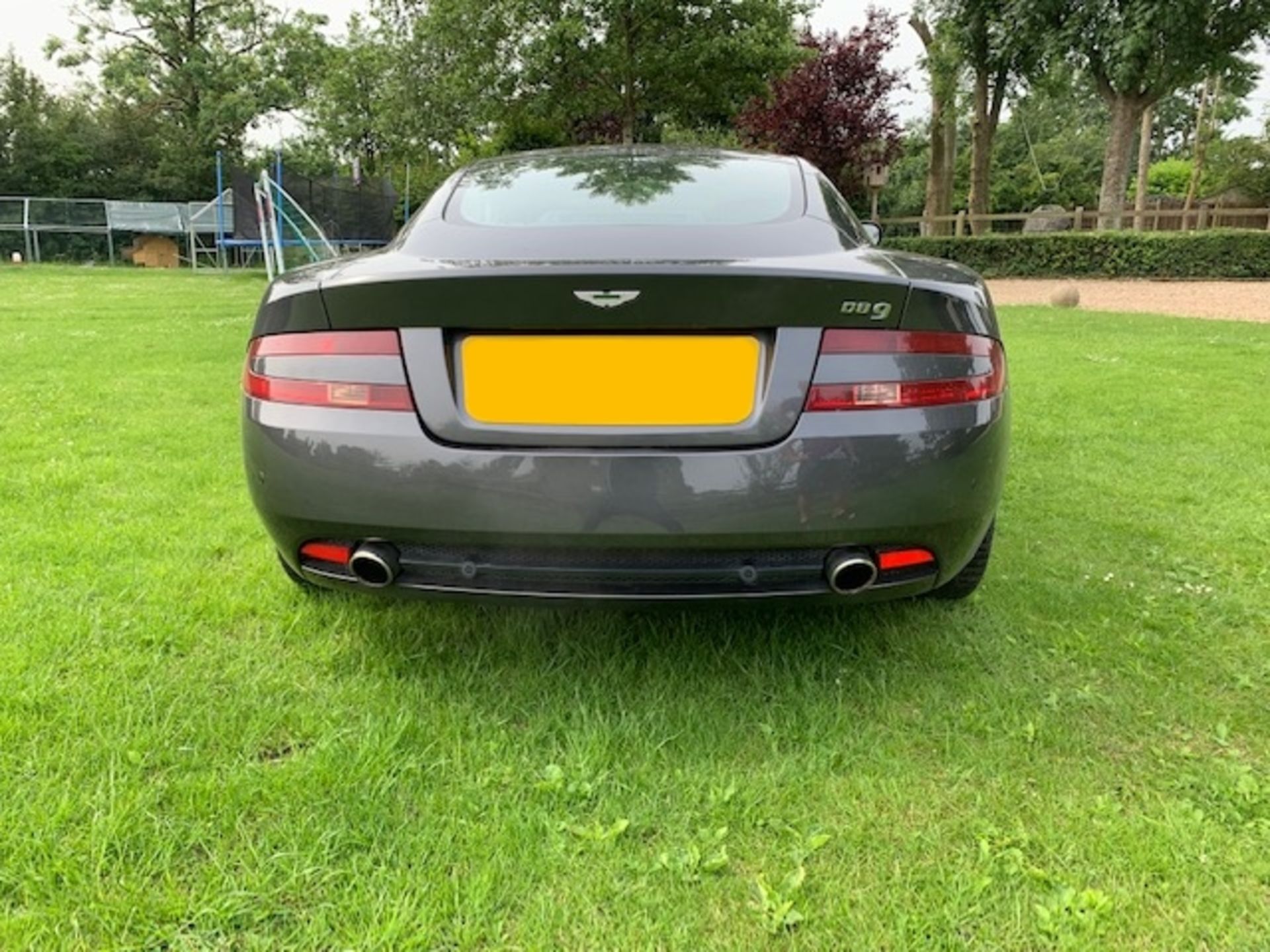 ASTON MARTIN DB9 COUPE V12 2DR TOUCHTRONIC AUTO (5935 cc) - Image 4 of 13