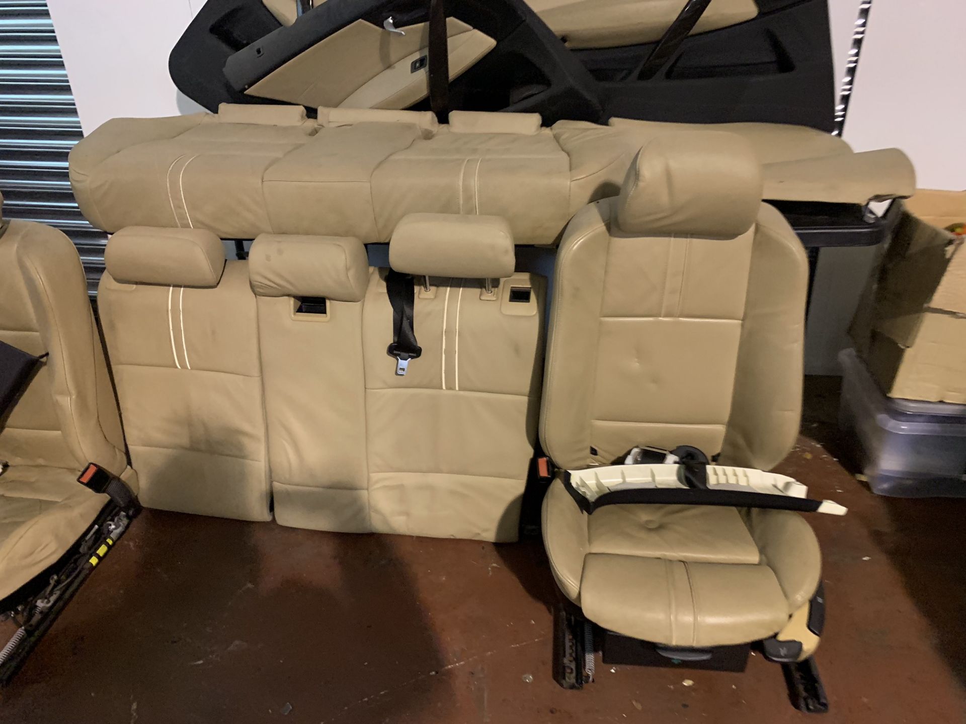 X3 M SPORT FRONT & REAR SEATS - Image 2 of 4