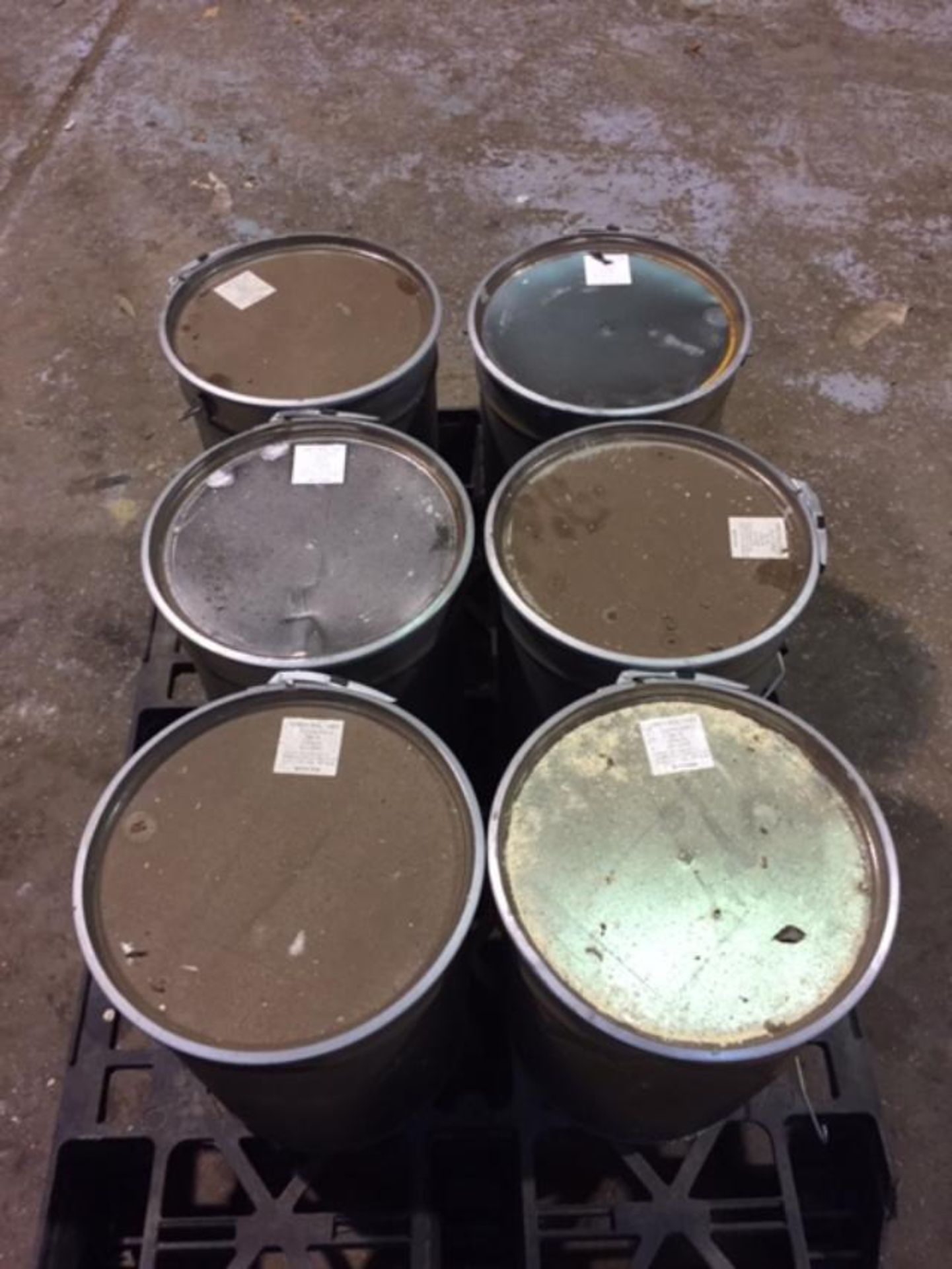 Six large 20L tins of grey floor paint - Image 2 of 4