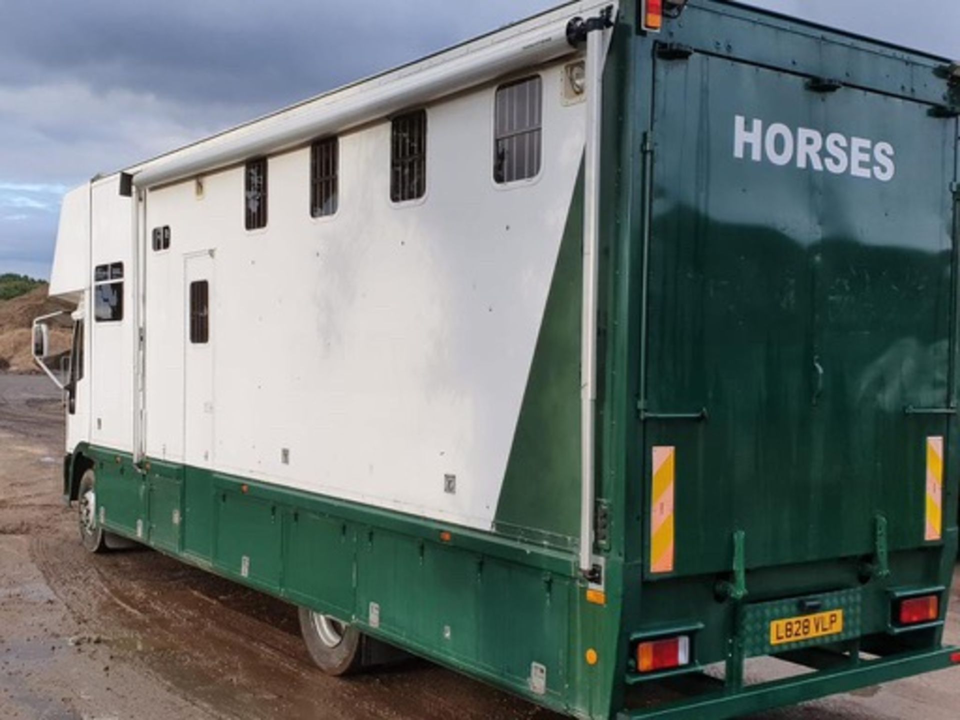 13 TONNE IVECO HORSEBOX - 1991- SHOWING 15,000 KLMS - Image 5 of 14