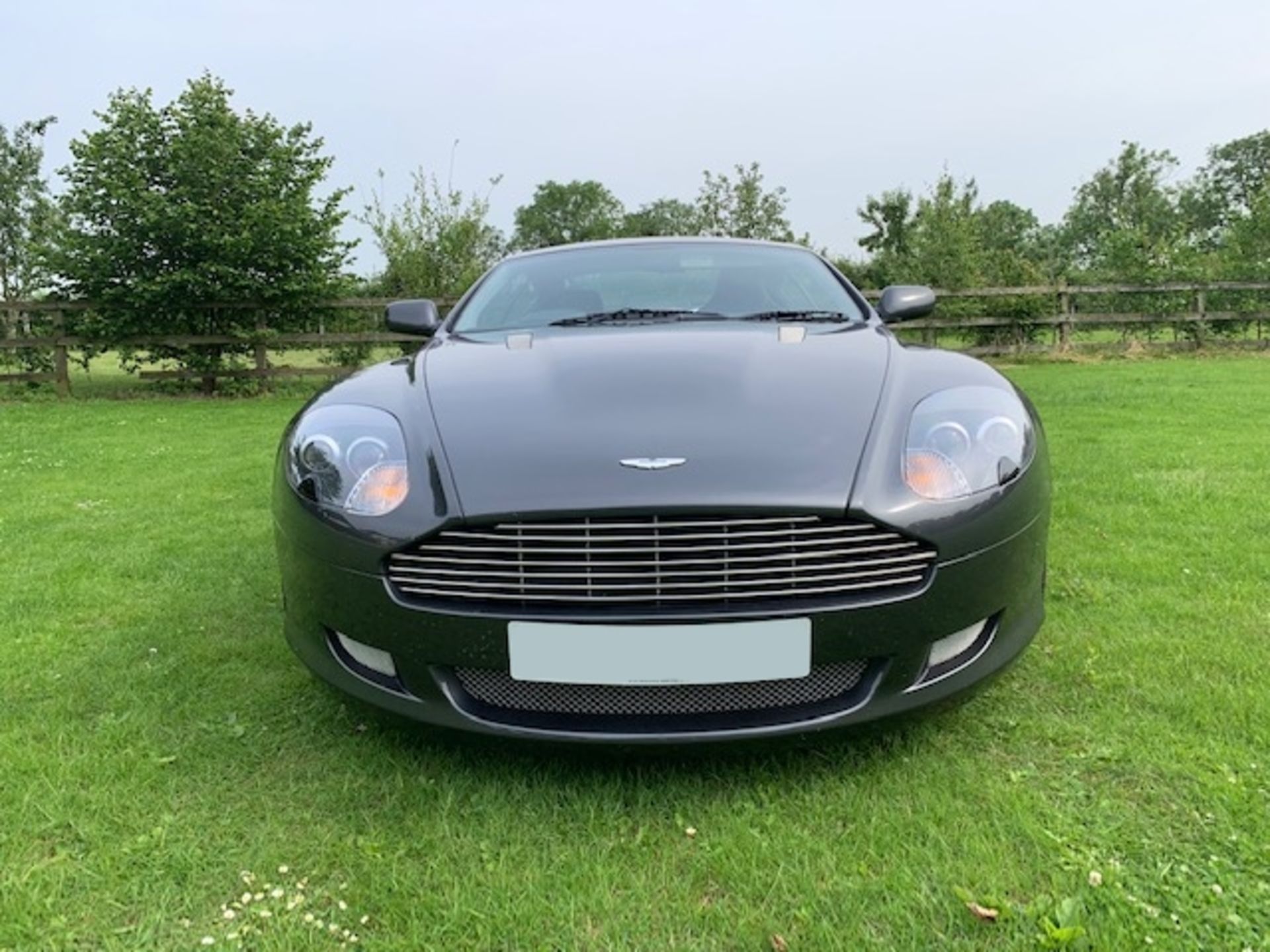 ASTON MARTIN DB9 COUPE V12 2DR TOUCHTRONIC AUTO (5935 cc)