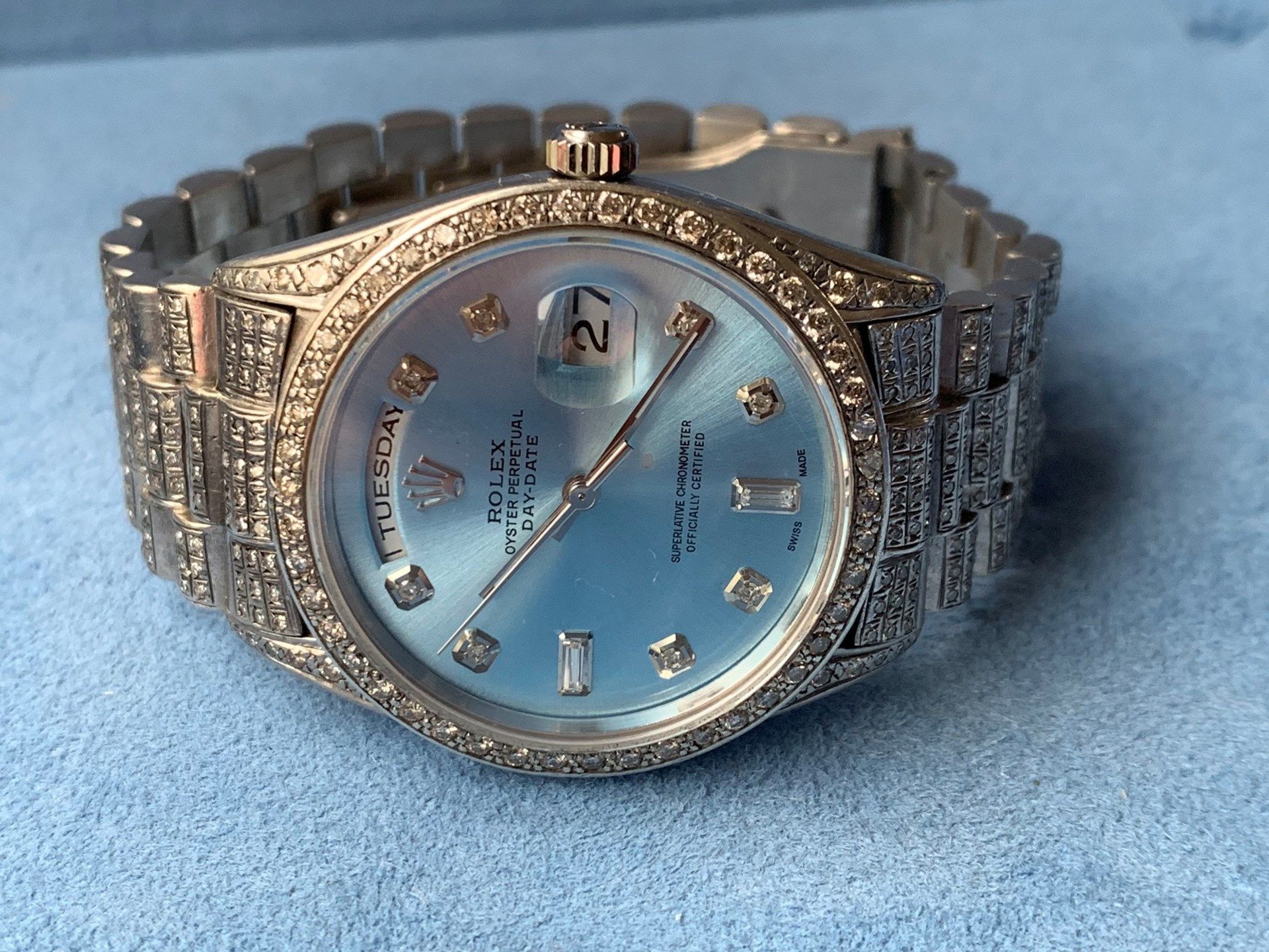 RARE MENS 36MM DAY-DATE, SOLID - DIAMOND/ “SUPER PRESIDENT” WATCH MARKED "ROLEX" - Image 5 of 8