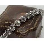 8.28ct DIAMOND TENNIS BRACELET SET IN WHITE GOLD