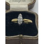 18ct GOLD 0.50ct MARQUISE CUT DIAMOND RING