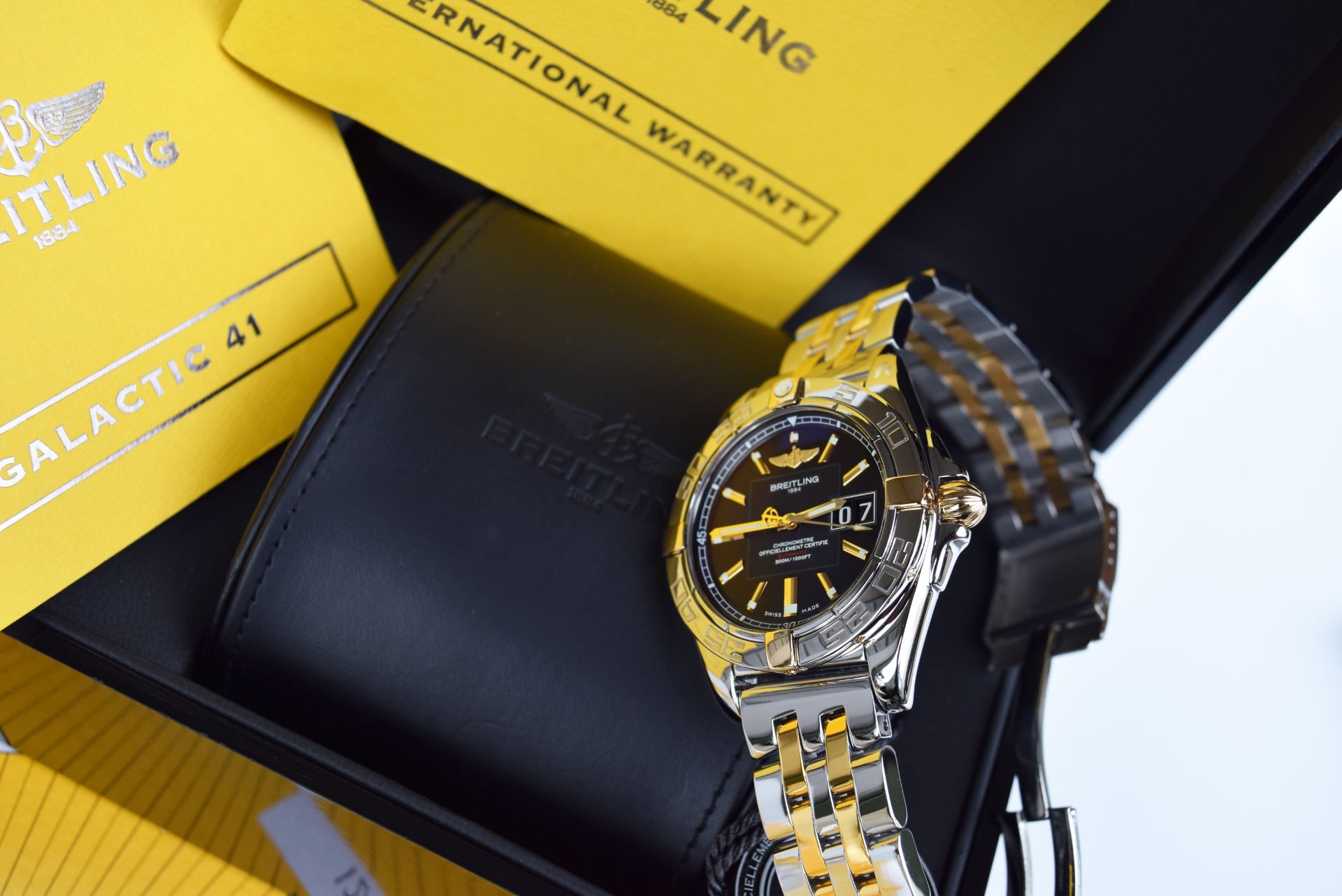 BREITLING - 18K GOLD & STEEL GALACTIC 41 (B49350) / BLACK DIAL - Image 9 of 12