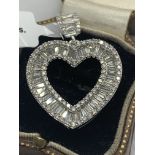 2.10ct DIAMOND HEART PENDANT SET IN WHITE GOLD