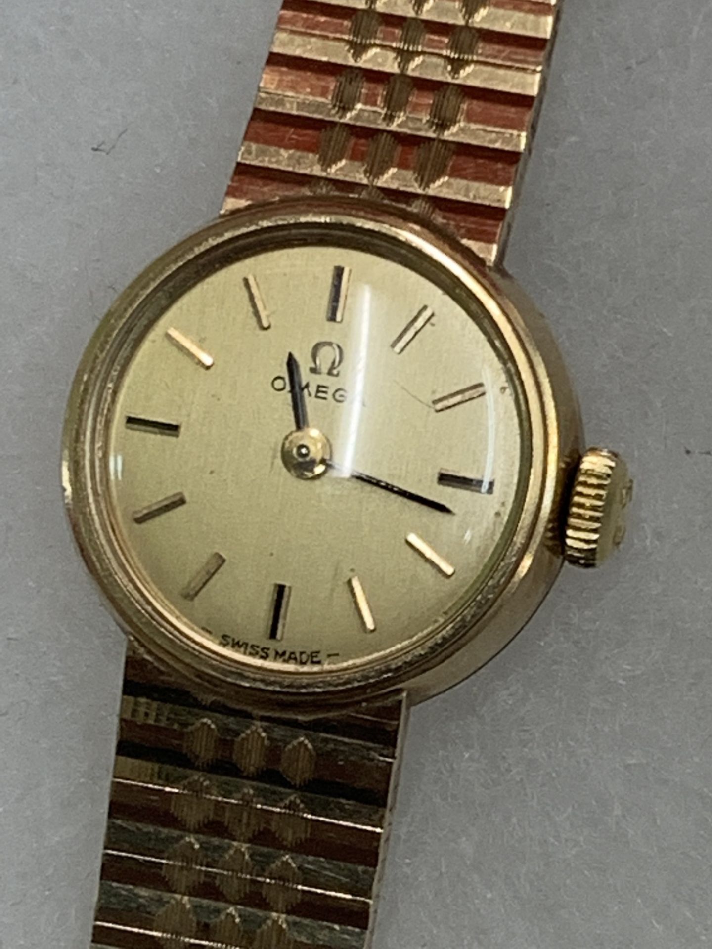 9ct GOLD LADIES OMEGA WATCH