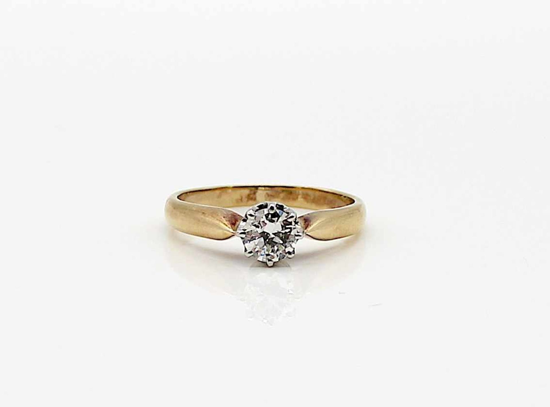 Ring 585 Gold mit einem Brillanten ca. 0,50 ct mittlerer Reinheits- und Farbgrad, 3,6 g, Gr. 55