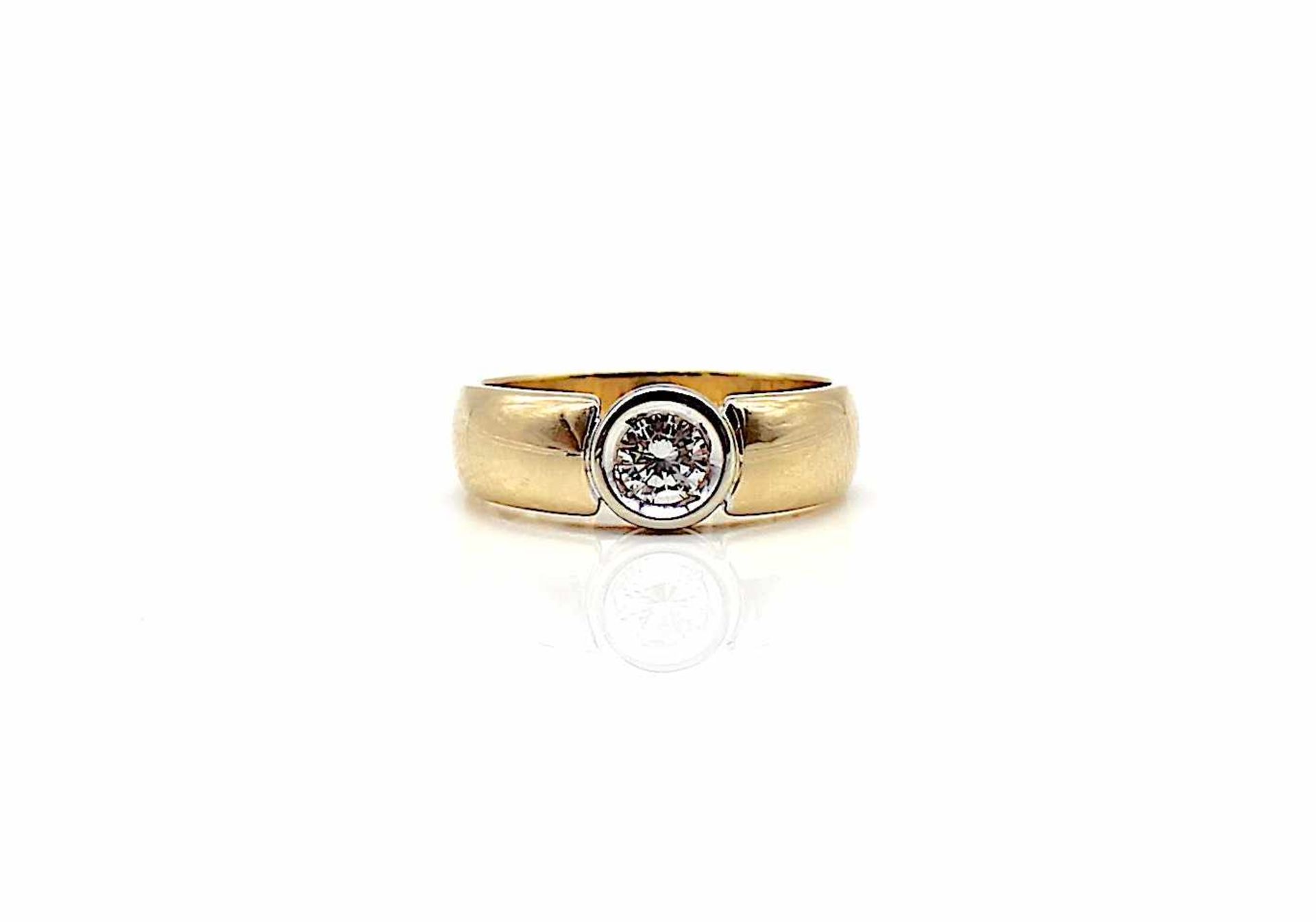 Ring 585 Gold mit einem Brillanten ca. 0,25 ct, hoher Reinheits-u. Farbgrad, 4,6g, Gr. 53