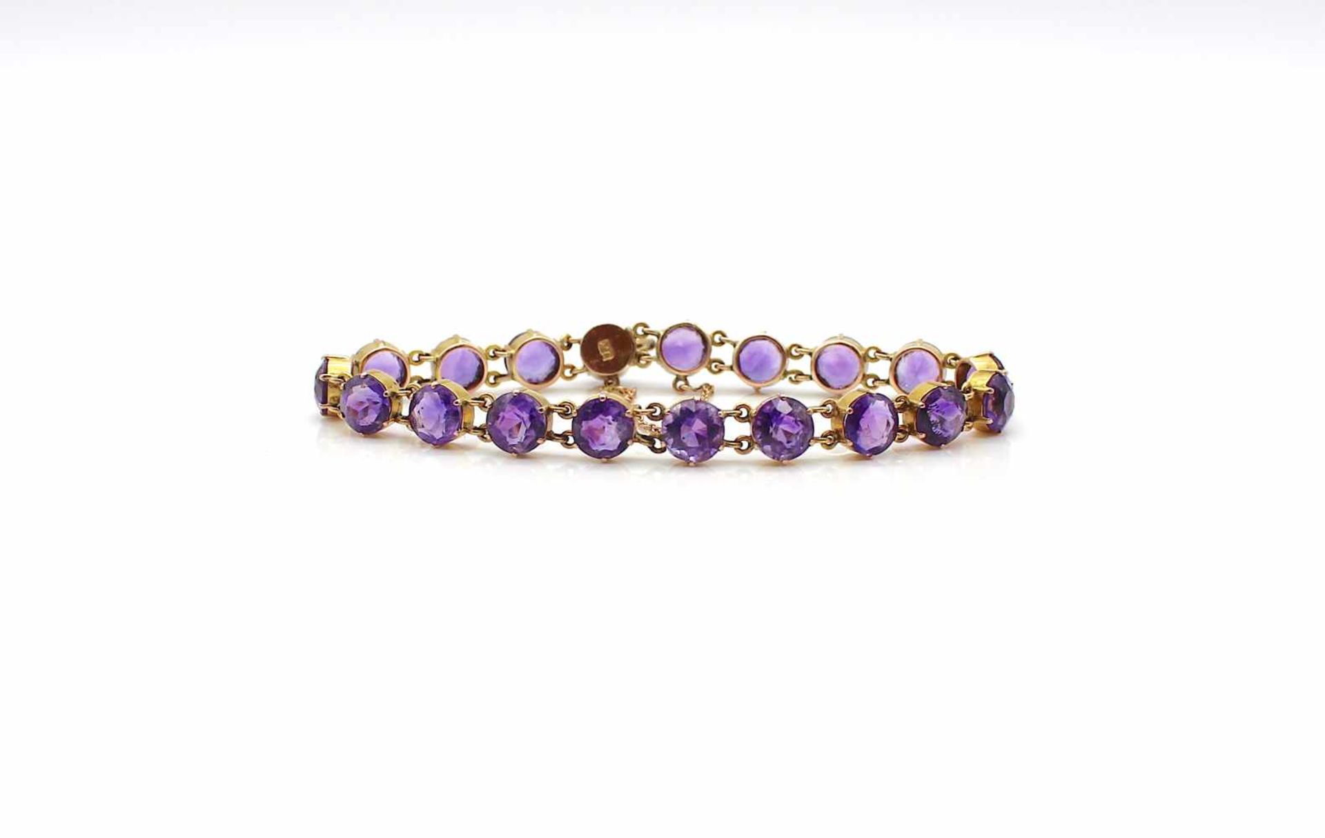 Armband 9 kt mit 19 Amethysten, 11 g, Länge ca. 18 cm