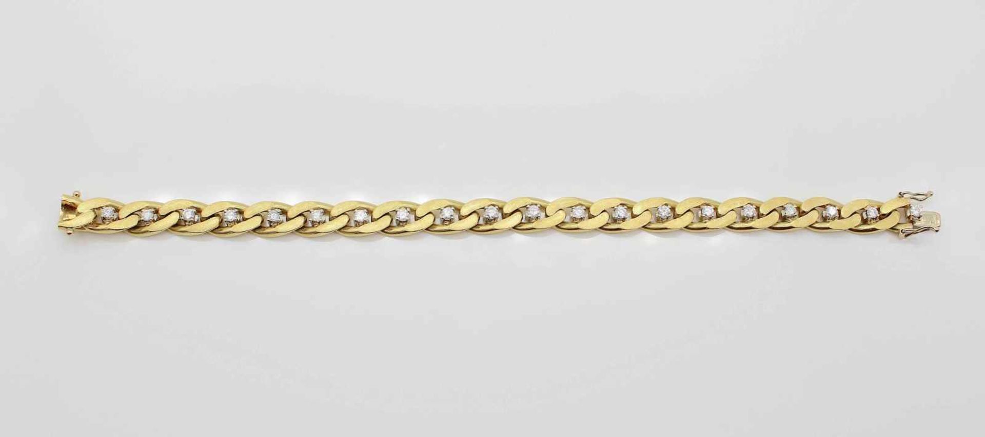 Armband in 750 Gold mit 20 Brillanten gesamt ca. 1,4 ct, mittlerer Reinheits- und Farbgrad , Gewicht