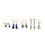 4 pairs of earrings and 1 single tested for 585 gold with lapis lazuli, amethysts, garnets,