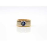 Ring made of 750 gold with a sapphire, approx. 1.3 ct.Weight 13.7 g, size 64- - -15.00 % buyer's