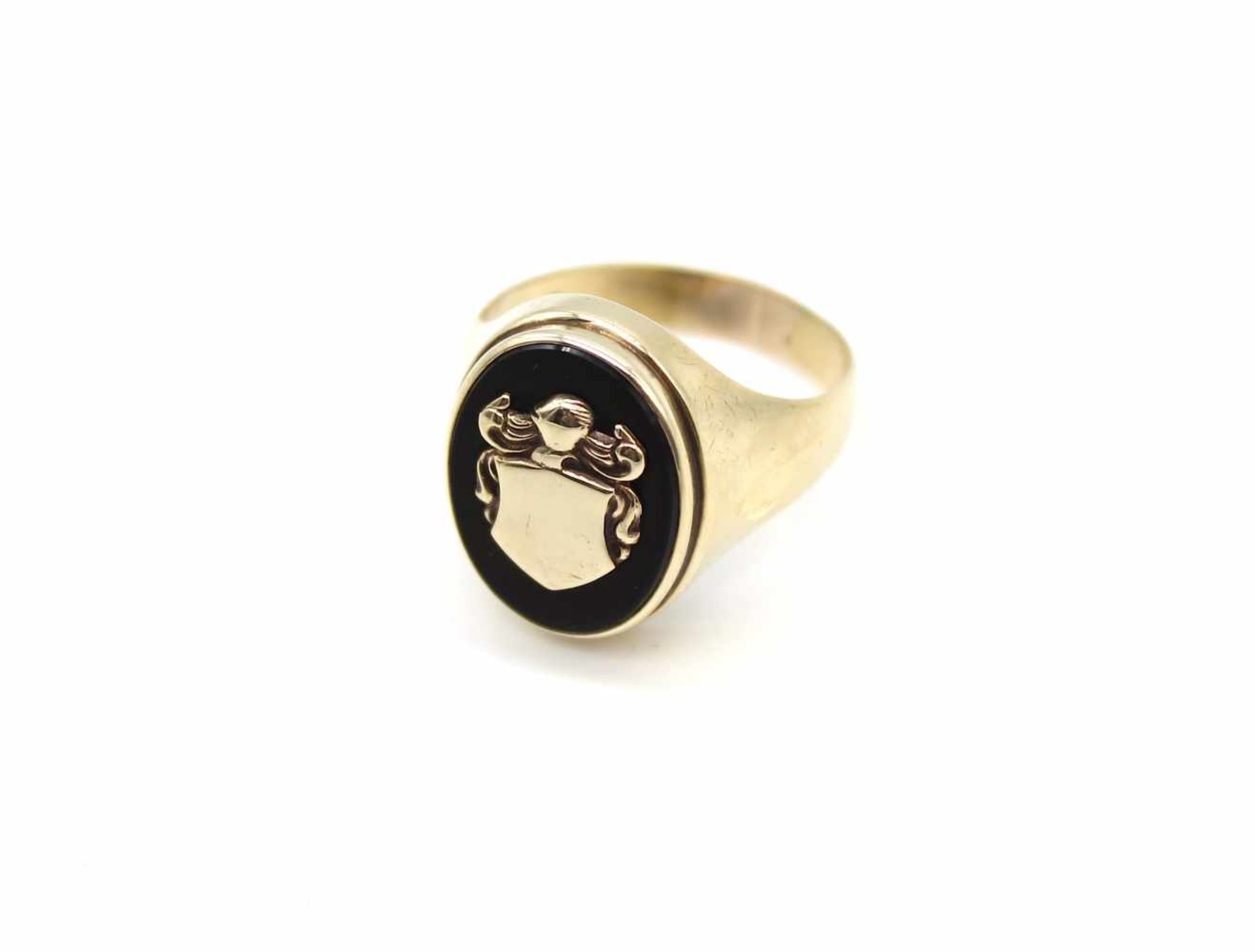Coat of arms ring from 333er gold with an Onyx.Weight 5.3 g, size 66- - -15.00 % buyer's premium - Bild 3 aus 3