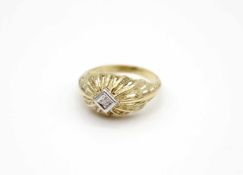 Ring made of 585 gold with a diamond approx. 0.02 ct in high quality.Weight 3.2 g, size 55Ring aus