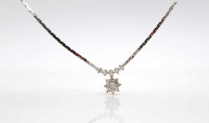 Necklace in 585 white gold with 14 brilliant-cut diamonds, total approx. 0.50 ct., high degree of
