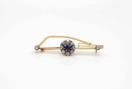 Antique needle tested on 585 gold with a sapphire and 10 diamonds in old / fantasy cut, total