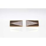 1 pair of 750 gold cufflinks with diamonds and octagonal-cut diamonds, total approx. 2.5 ct in