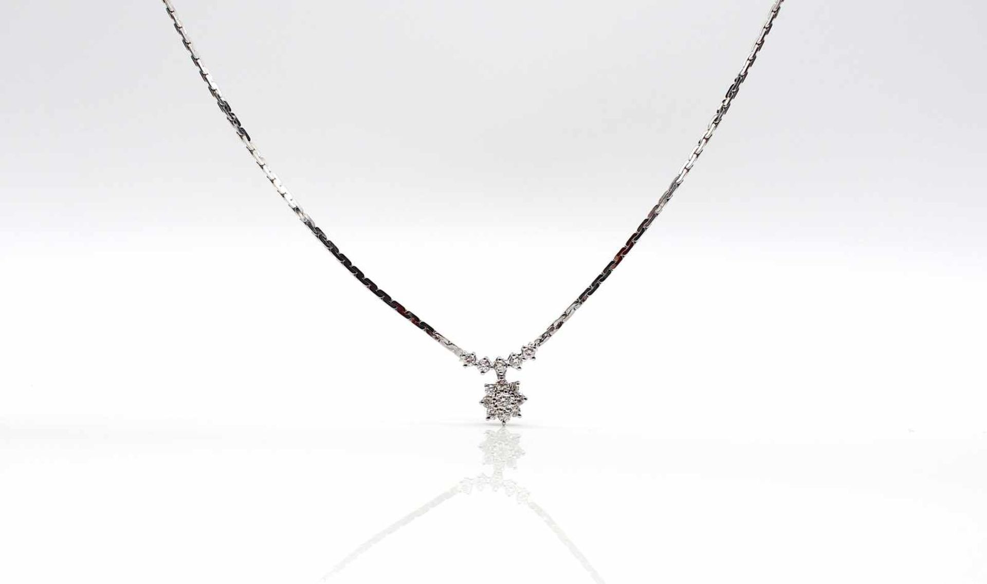 Necklace in 585 white gold with 14 brilliant-cut diamonds, total approx. 0.50 ct., high degree of - Bild 3 aus 3