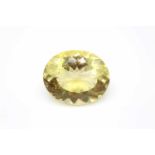 1 large citrine with 680 ctdimensions: 68,2 x 56,9 x 34,1 mm1 großer Citrin mit 680 ctMaße: 68,2 x