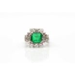 Ring tested for 750 white gold with a beryl doublet and 16 diamonds, total approx. 1.6 ct in high