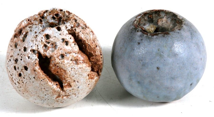 Alan Wallwork (b1931) - two Studio Pottery seed pod vases, incised 'AW' to the underside, the