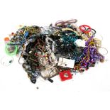 A quantity of costume jewellery.