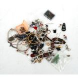 A quantity of costume jewellery.